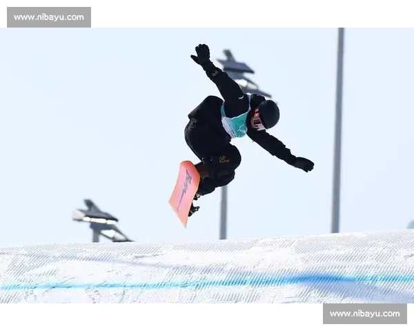 每日体育全景观察 聚焦赛场风云与全民运动热潮背后的故事与精神力量 - 副本 (2)