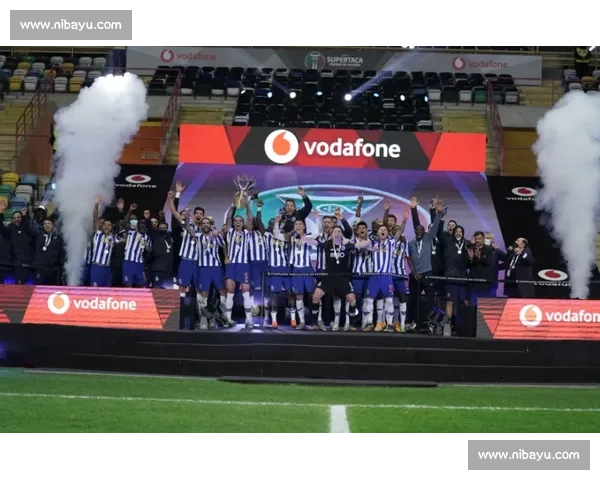 热搜体育聚焦全球赛场风云与明星巅峰对决盛况实时追踪热点赛事动态 - 副本 (2)