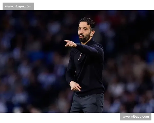 球队突发换帅决定引发赛季前景巨大变局管理层深夜官宣震动联赛格局 - 副本 (2) 球队突发换帅决定引发赛季前景巨大变局管理层深夜官宣震动联赛格局 - 副本 (2)