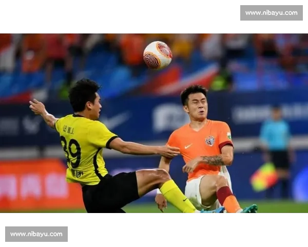 联赛焦点战激战正酣核心球员爆发左右胜负走向引发全场热议讨论声 - 副本